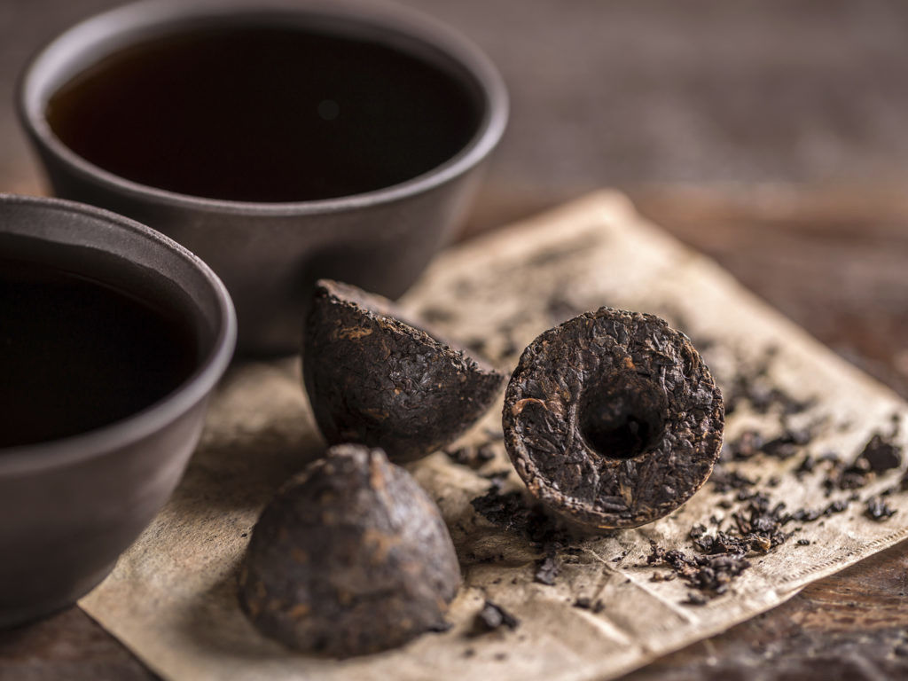 Antibacterial Wild Chinese Puer Tea Pure And Long - Lasting Pu Erh Black Tea